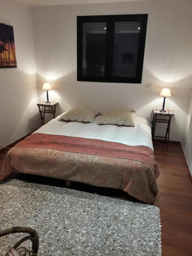Patio2 Pezenas Centre Il Y A Plus Cher Mais C Est Moins Bien ภายนอก รูปภาพ